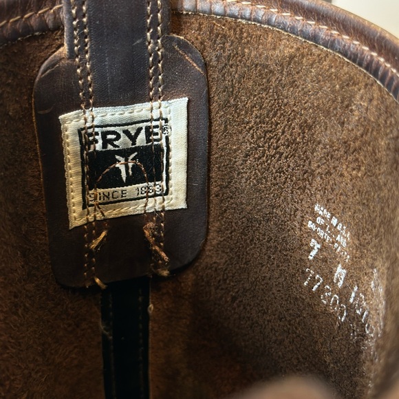 Vintage Brown Leather Cowboy Boots - Picture 9 of 10